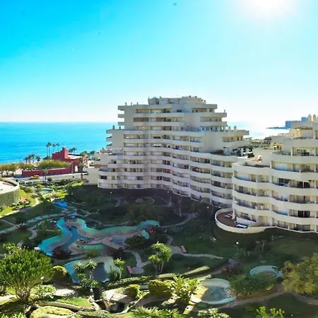Estudio Benal Vista A La Piscina Lägenhet