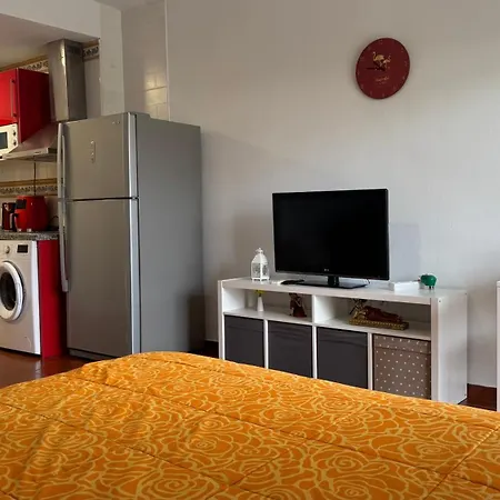 Apartment Estudio Benal Vista A La Piscina Benalmadena